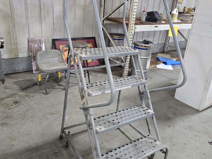 roll-around-4ft-cotterman-roll-step-image-2