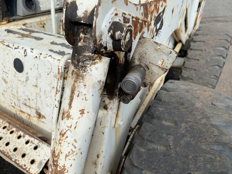 bobcat-873-image-10