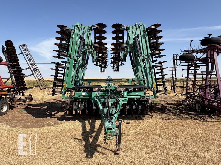 great-plains-4000tt-image-7