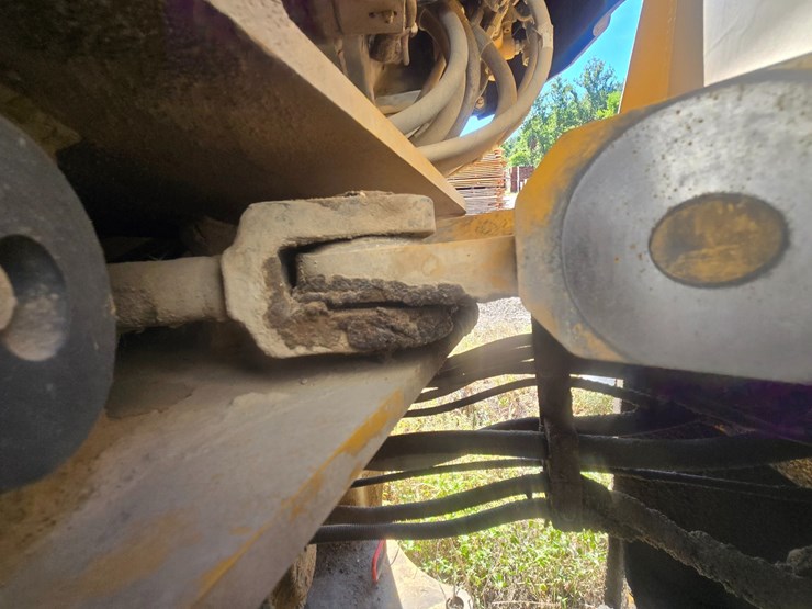 2015-caterpillar-914k-image-54