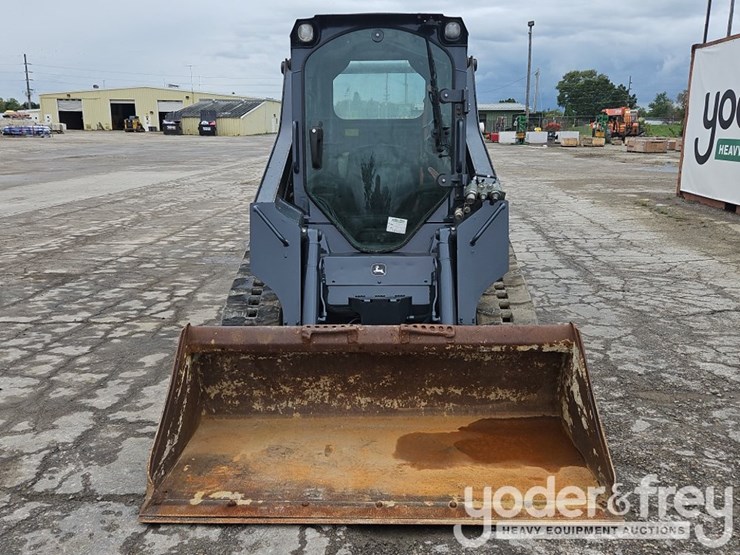 2019-deere-317g-image-9