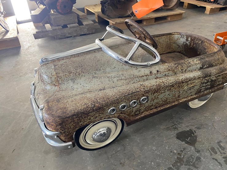 #7470-•-1950-pedal-car-made-by-murray-(arpin,-wi)-image-16