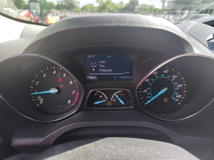 2013-ford-escape-image-9