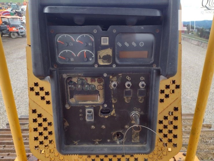2006-caterpillar-d5n-lgp-image-7