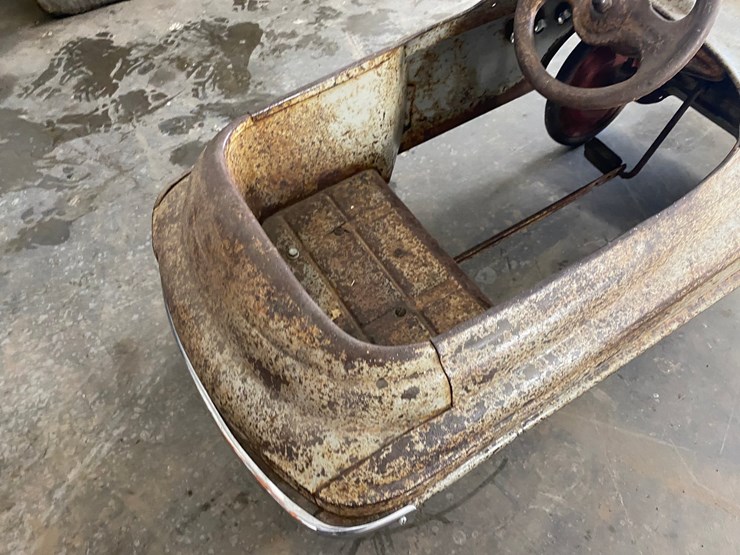 #7470-•-1950-pedal-car-made-by-murray-(arpin,-wi)-image-11