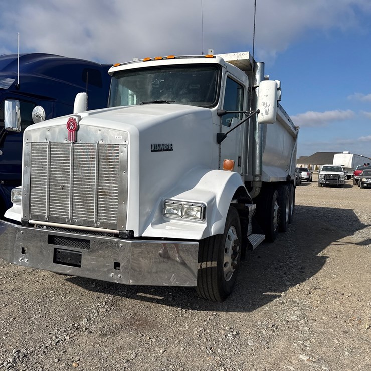 2010 KENWORTH T800