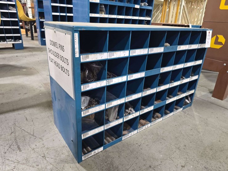 hd-5x8-organizer-with-dowel-pins,-shoulder-bolts,-and-flathead-bolts,-35''-x-21''-tall-image-1