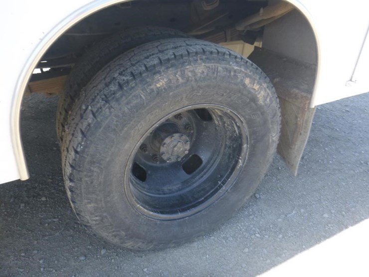 2008-ford-f350-image-17