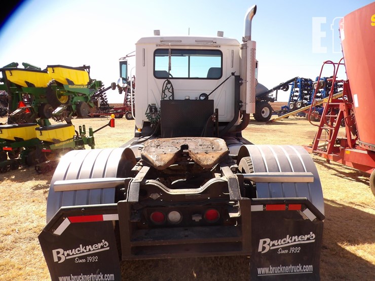 2003-mack-ch600-image-5