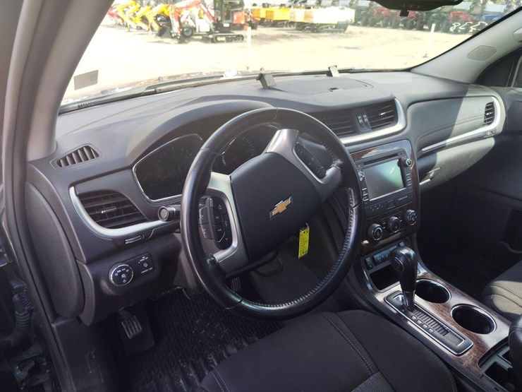 2014-chevrolet-traverse-image-7