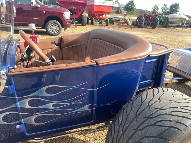 #7900-•-1923-ford-t-bucket-"bad-attitude"-and-2003-cmt-manufacturing-trailer-(has-wi-title)-(downing,-wi)-image-17