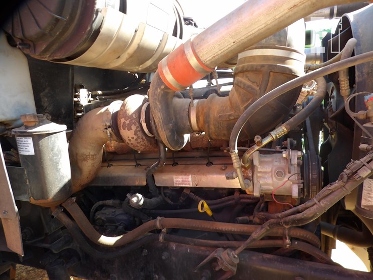 2003-mack-ch600-image-16