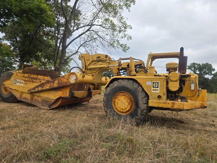 caterpillar-621-image-14
