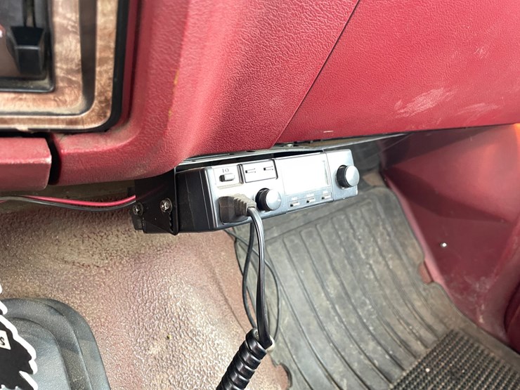 1985-ford-f350-xl-image-46