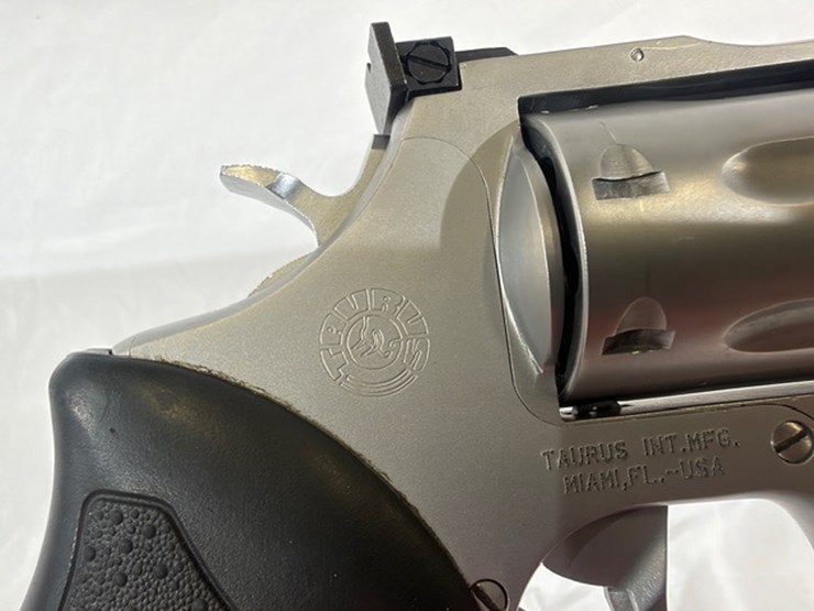 #21-•-taurus-980-revolver-image-20