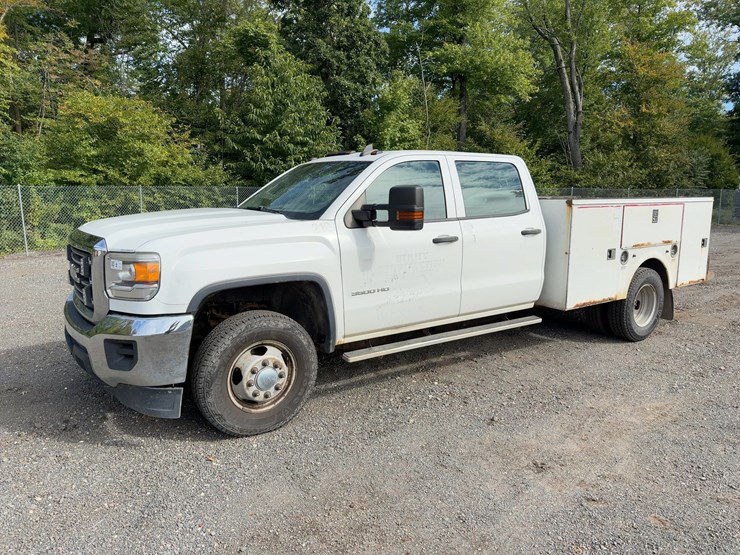 2015-gmc-sierra-3500hd-image-1