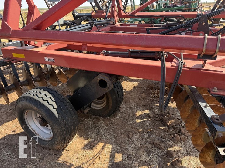 case-ih-true-tandem-330-turbo-image-12