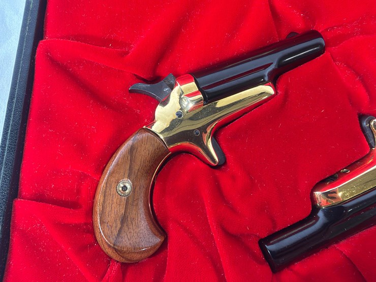 #24-•-set-of-colt-lord-derringer-pistols-image-8