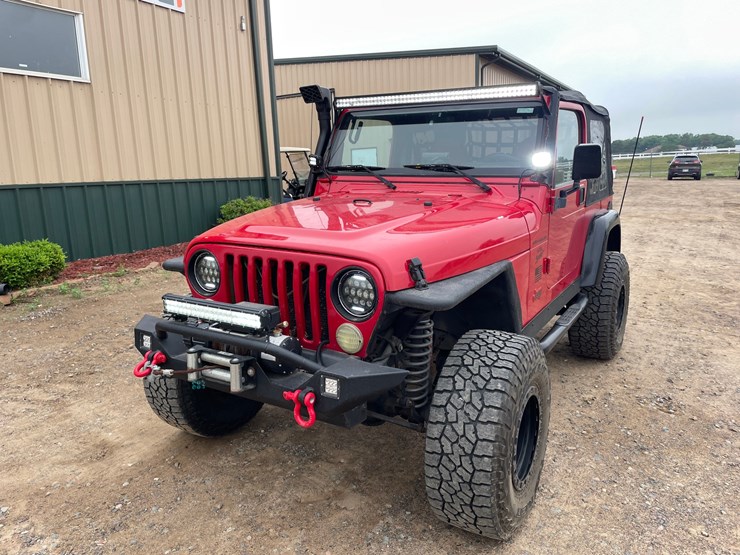 2000-jeep-wrangler-sport-image-65