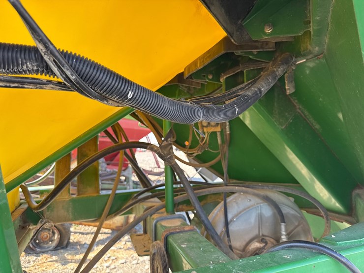 john-deere-1890-image-27