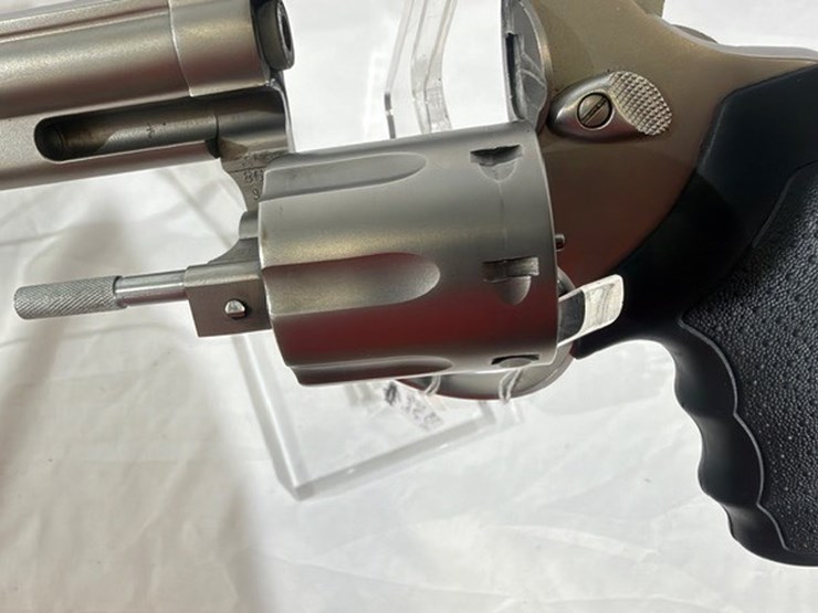 #21-•-taurus-980-revolver-image-34