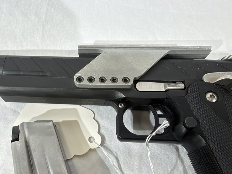 #5-•-sti-international-2011-pistol-image-46