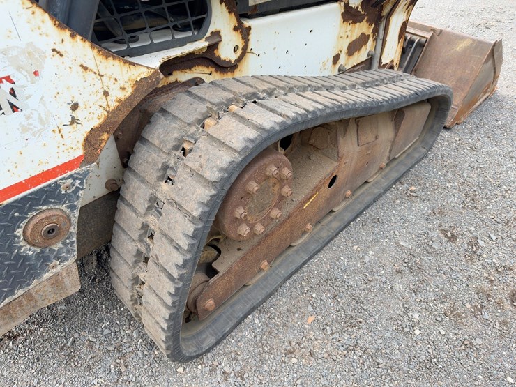 2014-bobcat-t650-image-13