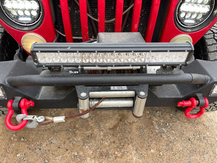 2000-jeep-wrangler-sport-image-10