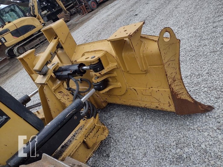 caterpillar-d1-image-22