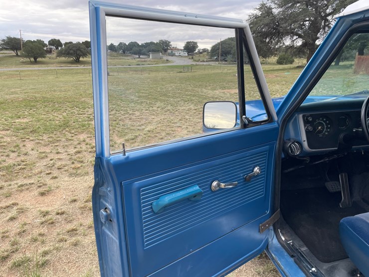 1967-chevrolet-c20-image-49