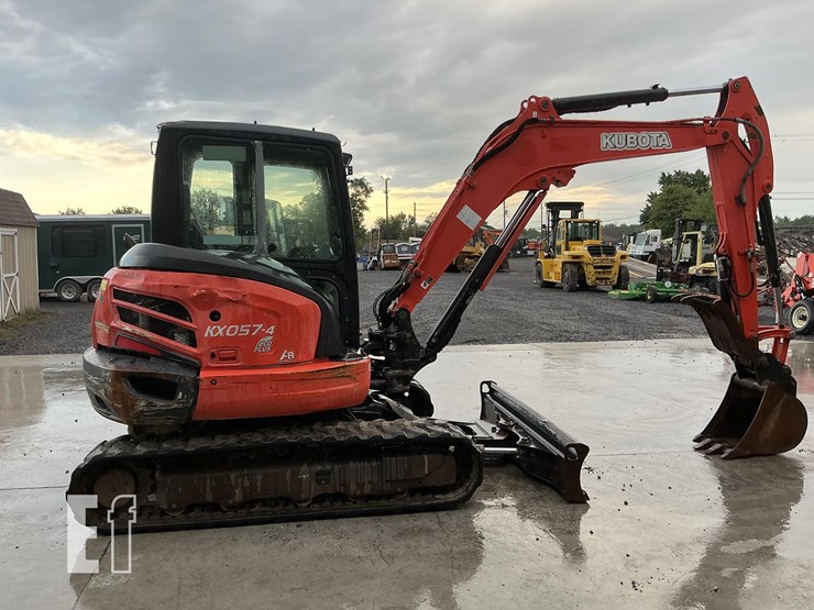 2018-kubota-kx057-4-image-5