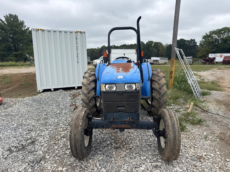new-holland-workmaster-45-image-2