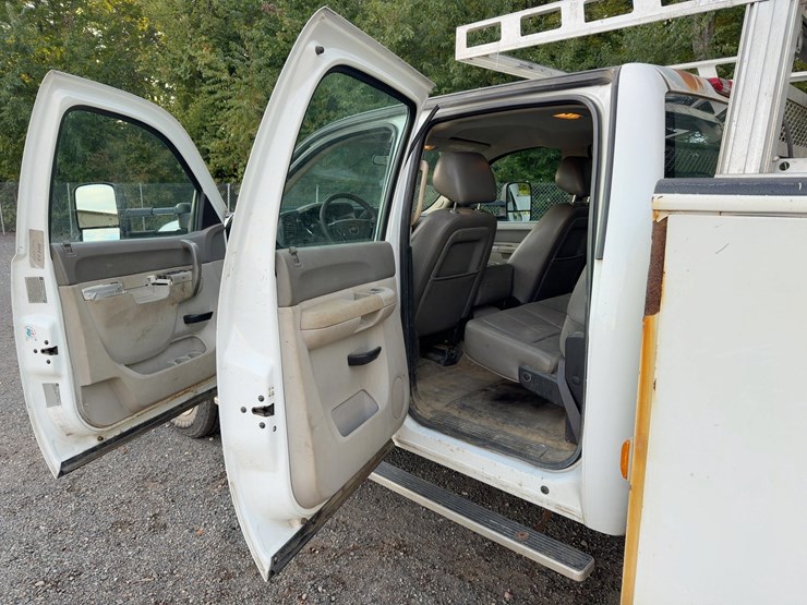 2013-chevrolet-3500hd-image-20