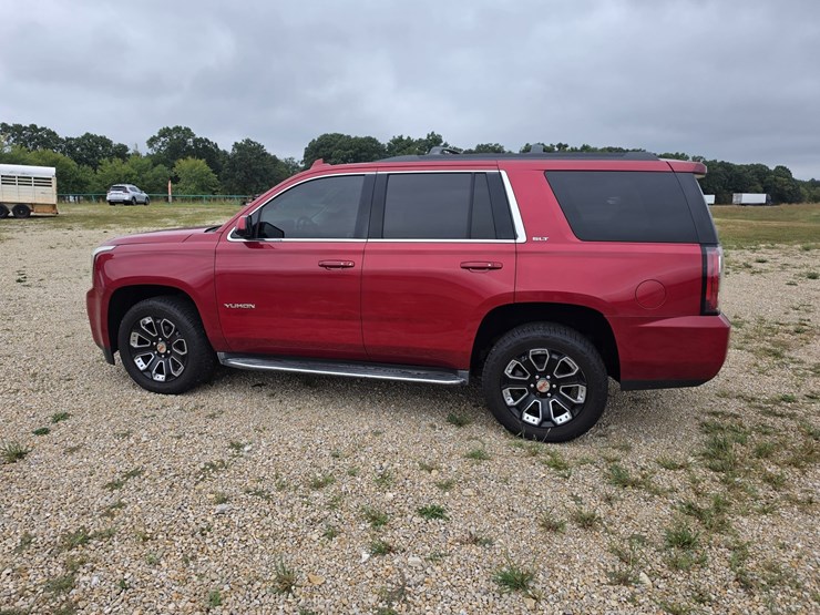 2015-gmc-yukon-image-6