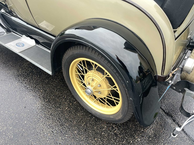 1928-ford-model-a-image-26