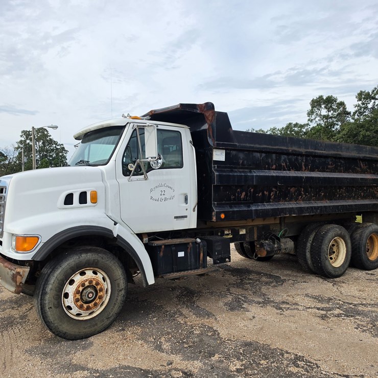 2004 STERLING L7500