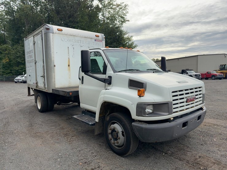 2007-gmc-c5500-s/a-box-truck-image-7