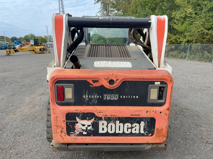 2014-bobcat-t650-image-4