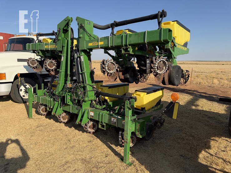 john-deere-1720-image-2