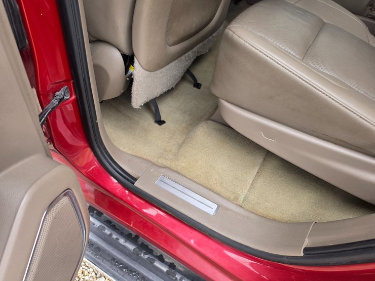 2015-gmc-yukon-image-57