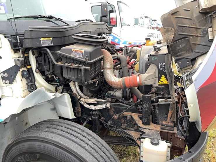 2016-international-durastar-4300-image-18