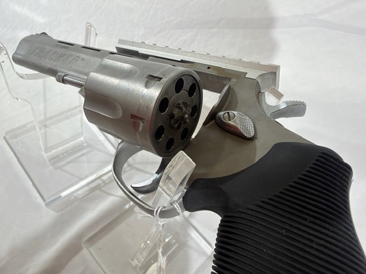 #20-•-taurus-tracker-revolver-image-35