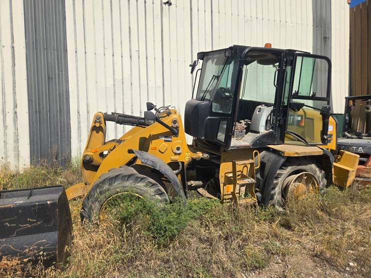 2015-caterpillar-914k-image-3