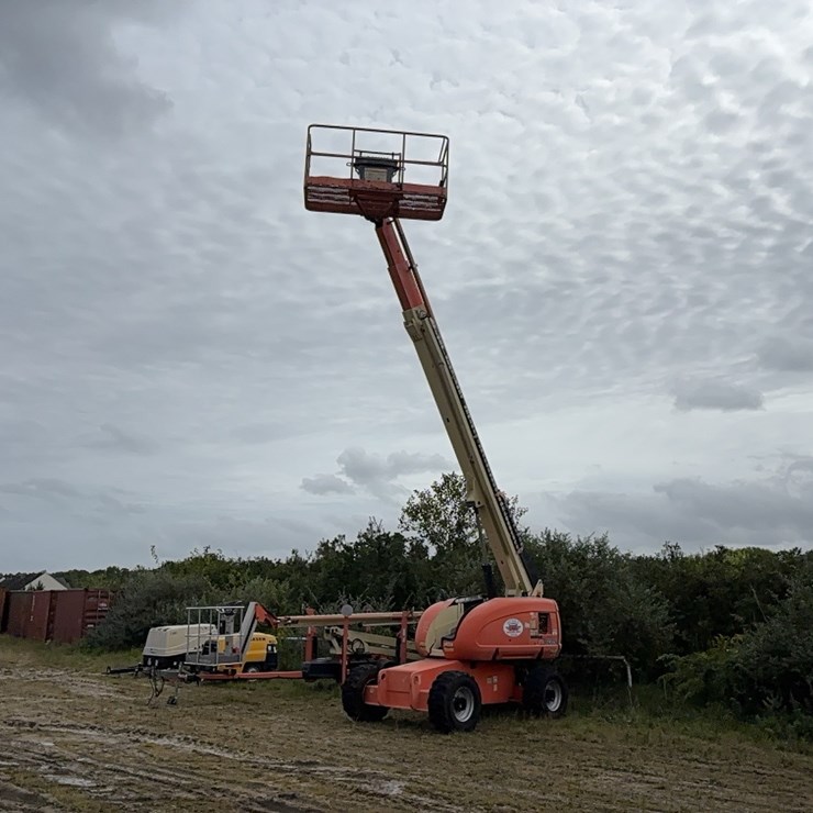 JLG 600S
