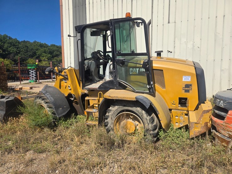 2015-caterpillar-914k-image-5