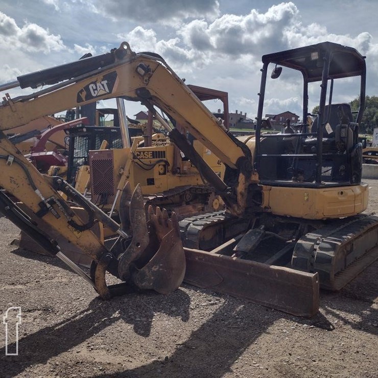 CATERPILLAR 305E2