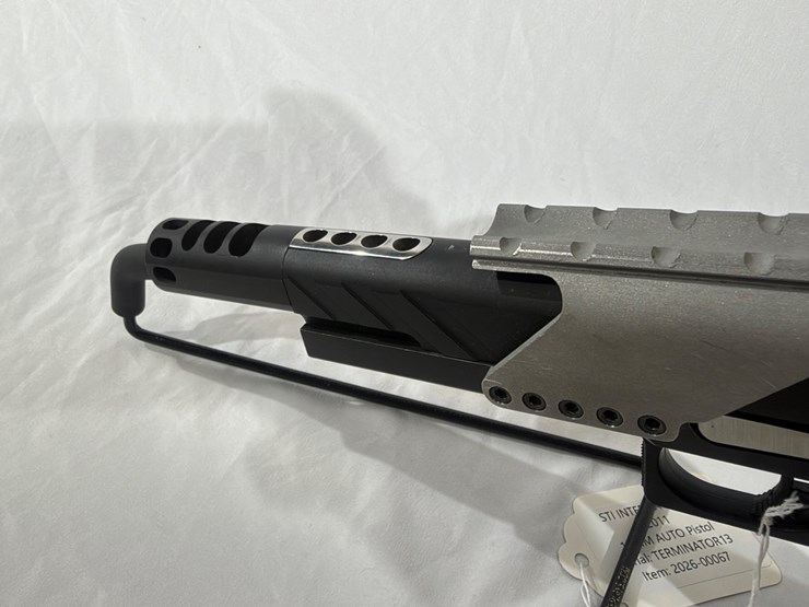 #5-•-sti-international-2011-pistol-image-19