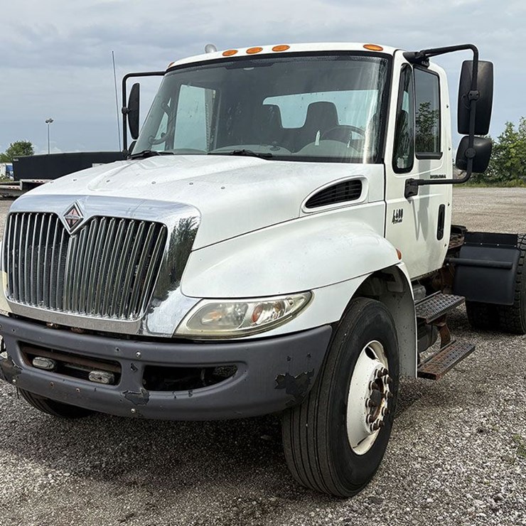 2007 INTERNATIONAL 4400