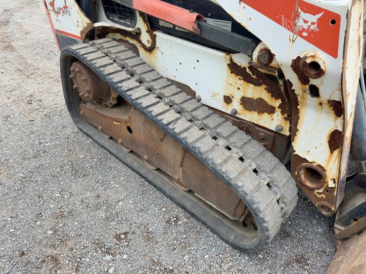 2014-bobcat-t650-image-11