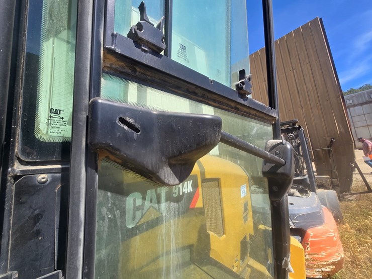 2015-caterpillar-914k-image-22